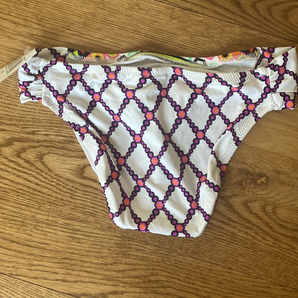 Trina Turk Kon Tiki Twisted printed bandeau top and bottom coordinated set NWT - Picture 8 of 13